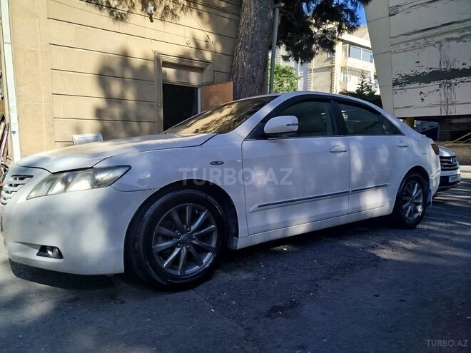 Toyota Camry-6