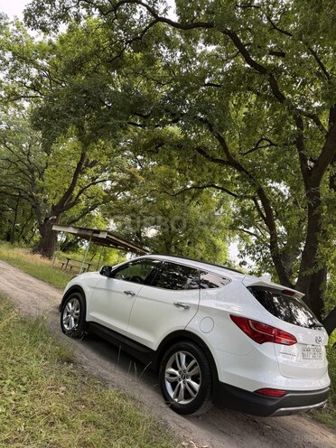 Hyundai Santa Fe-2