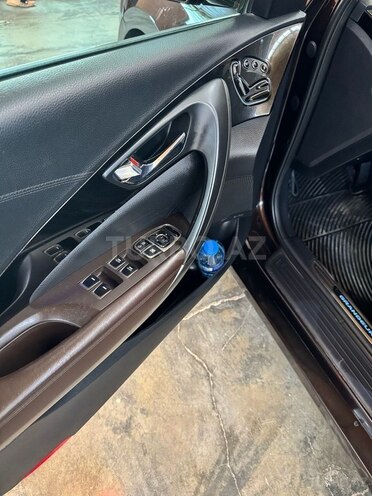 Hyundai Grandeur-8