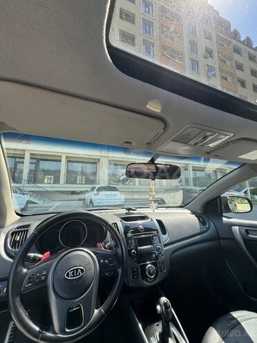 Kia Cerato Koup-11
