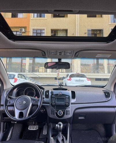 Kia Cerato Koup-10