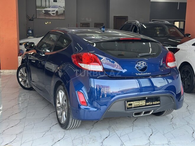 Hyundai Veloster-15