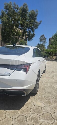 Hyundai Elantra-6