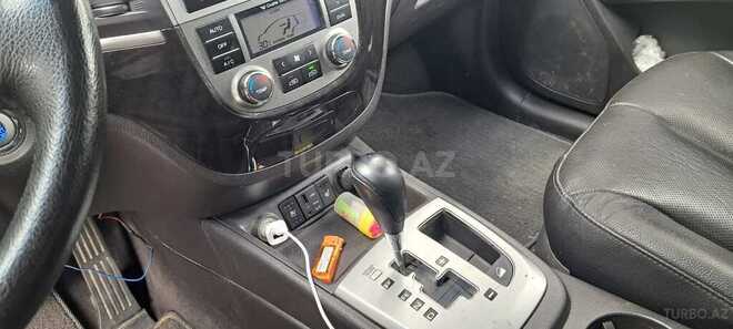 Hyundai Santa Fe-15