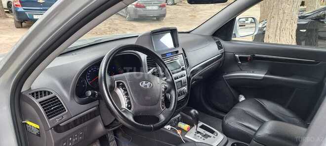 Hyundai Santa Fe-10