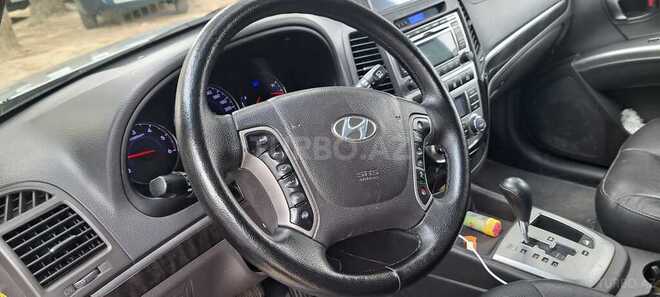 Hyundai Santa Fe-14