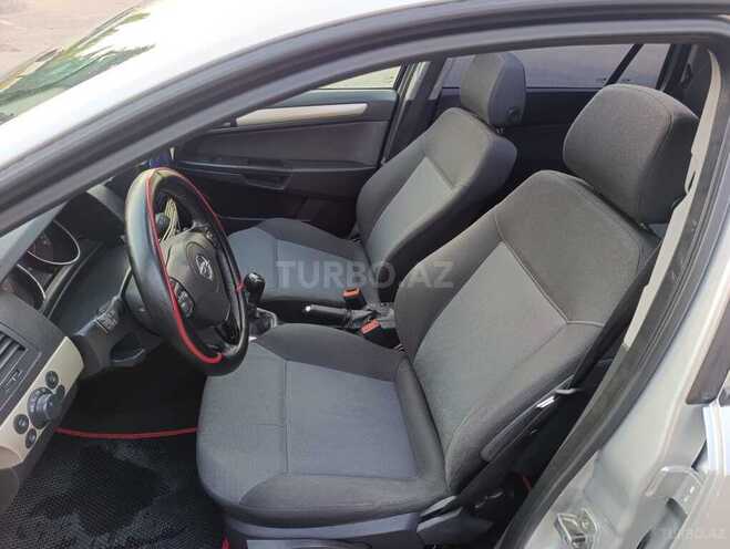 Opel Astra-10