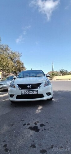 Nissan Sunny-1