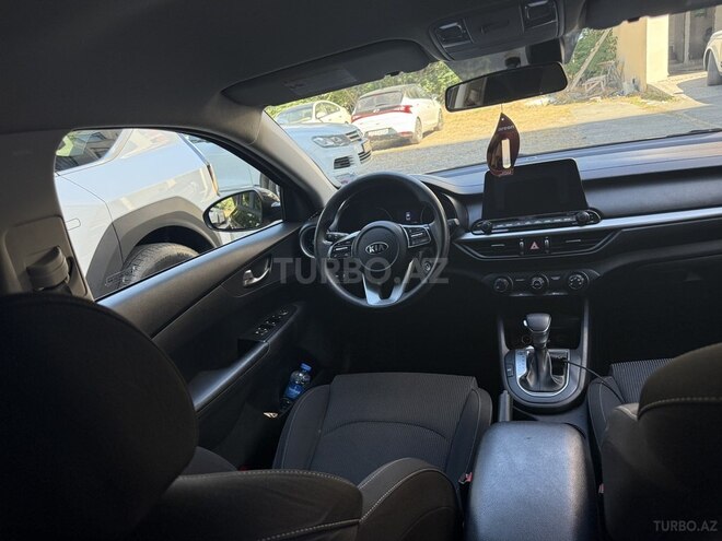 Kia Forte-7