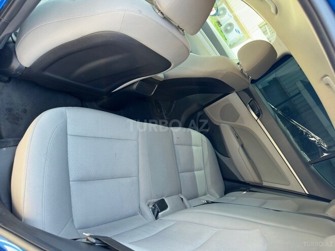 Hyundai Elantra-6