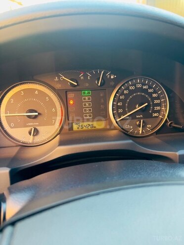 Toyota Land Cruiser-9