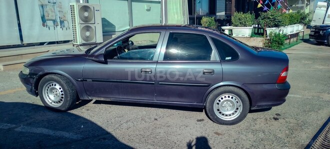 Opel Vectra-6