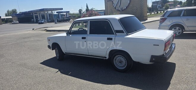 LADA (VAZ) 2107-3