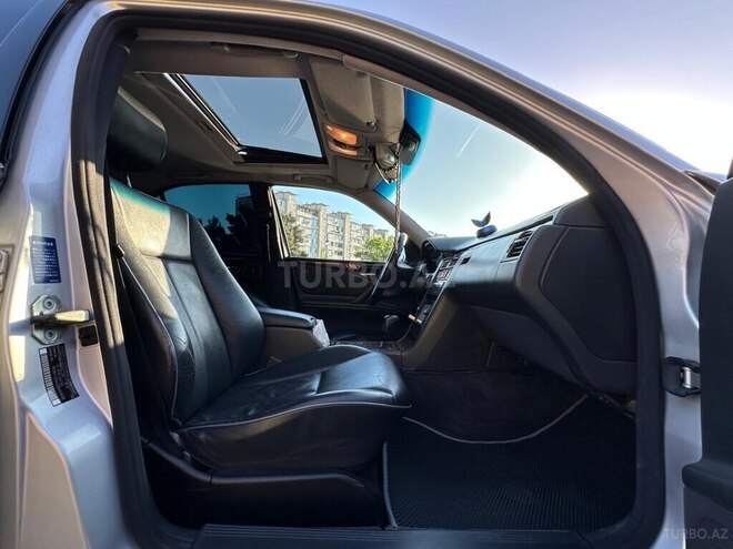 Mercedes E 240-10