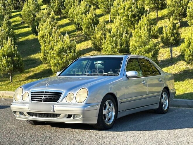 Mercedes E 240-7