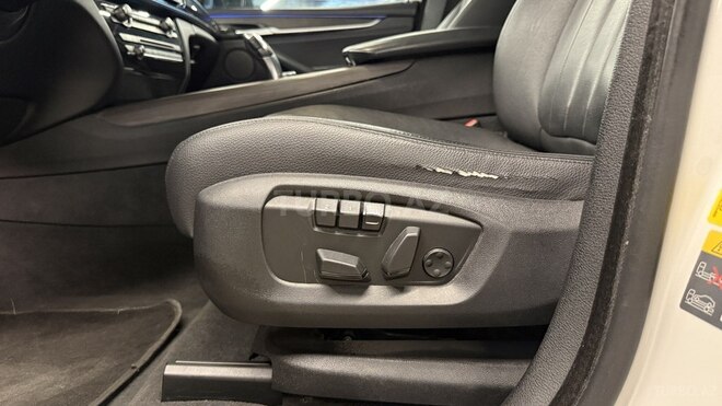 BMW X5-12