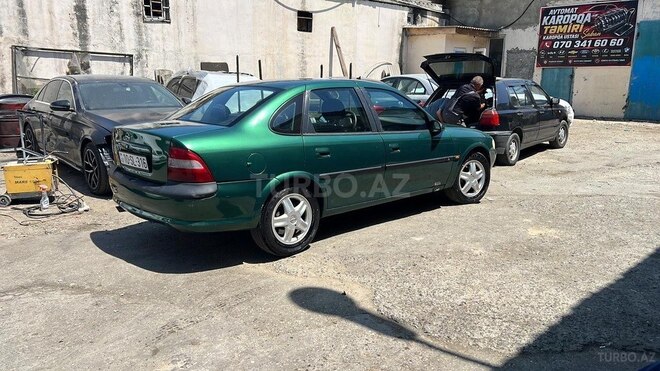 Opel Vectra-5