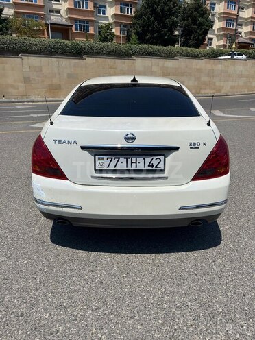 Nissan Teana-3