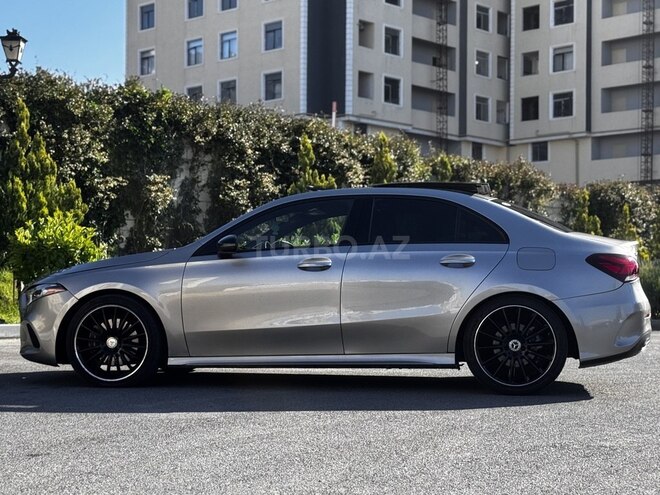 Mercedes A 220-6