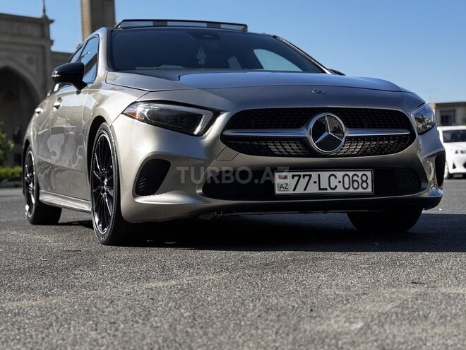 Mercedes A 220-1