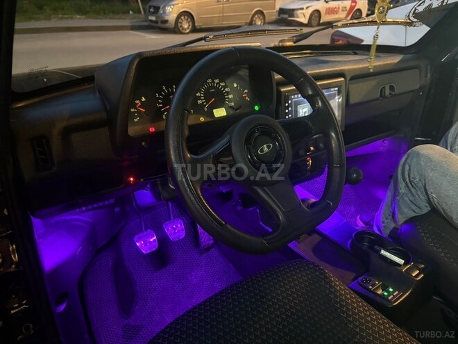 LADA (VAZ) Niva-7