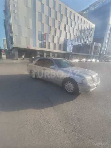 Mercedes C 200-8