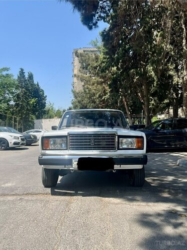 LADA (VAZ) 2107-1