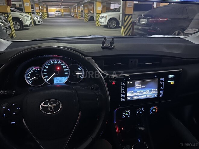 Toyota Corolla-2