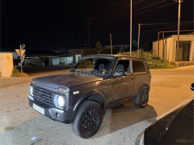 LADA (VAZ) Niva-4