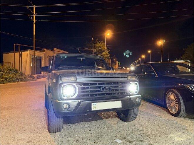 LADA (VAZ) Niva-3