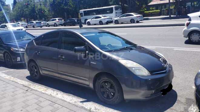 Toyota Prius-1