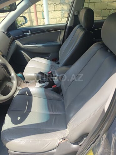 Hyundai Sonata-4