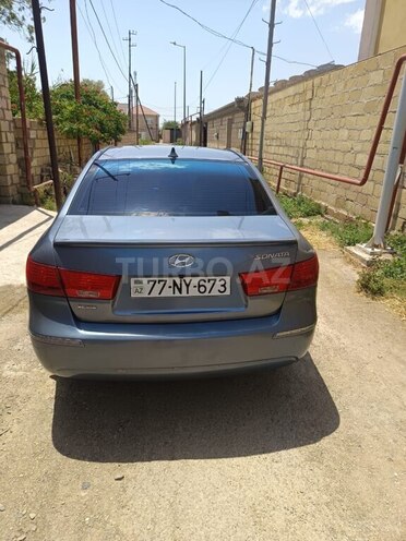 Hyundai Sonata-2