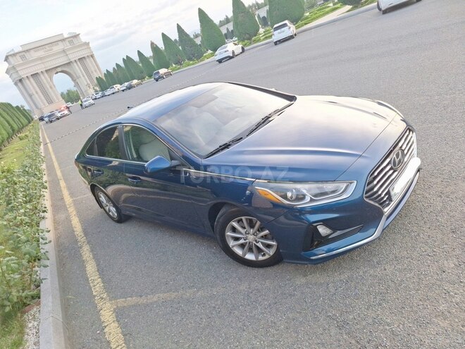 Hyundai Sonata-15