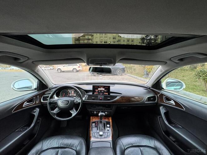 Audi A6-3