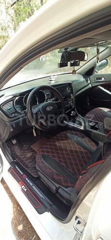 Kia Optima-10