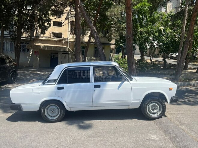LADA (VAZ) 2107-5