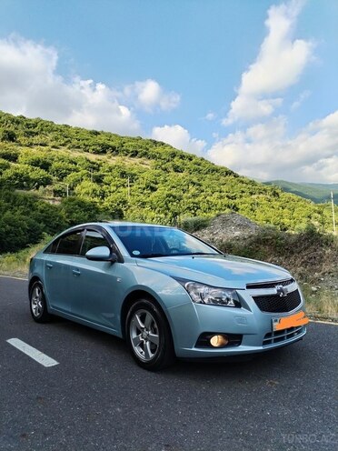 Chevrolet Cruze-1