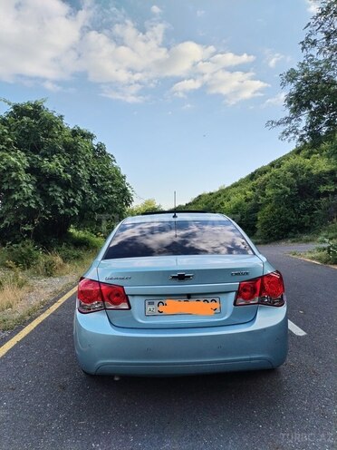 Chevrolet Cruze-6