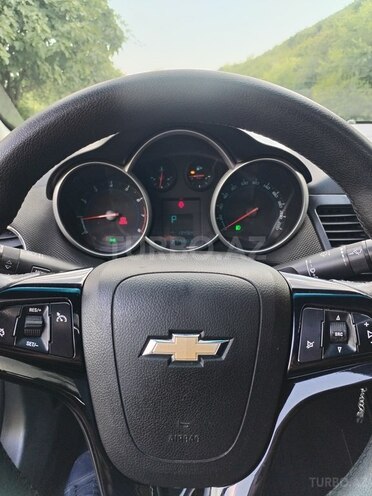 Chevrolet Cruze-8
