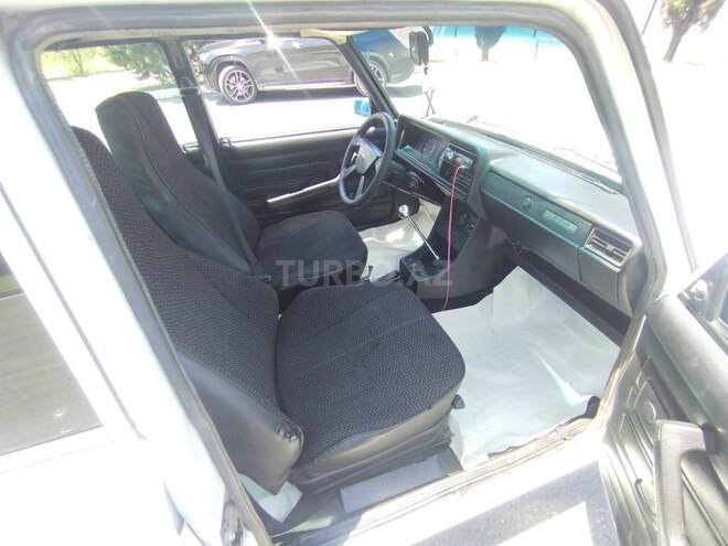 LADA (VAZ) 2107-3