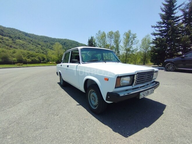 LADA (VAZ) 2107-8