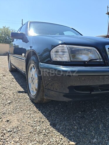 Mercedes C 200-3