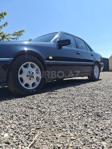 Mercedes C 200-4