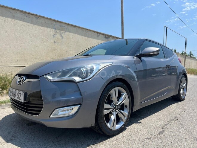 Hyundai Veloster-2