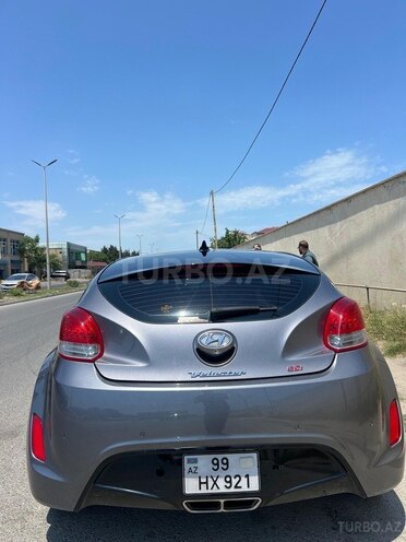 Hyundai Veloster-5