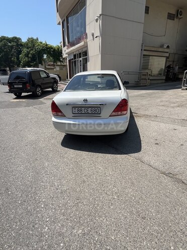 Nissan Sunny-3