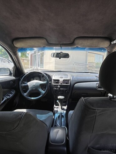 Nissan Sunny-8