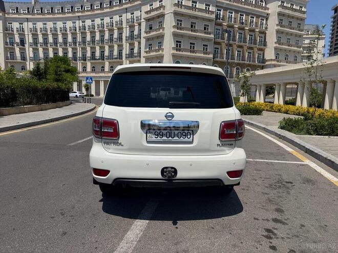 Nissan Patrol-9