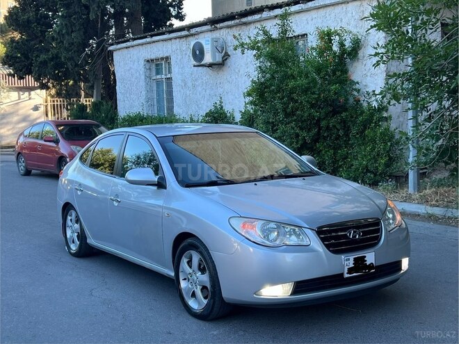 Hyundai Avante-3